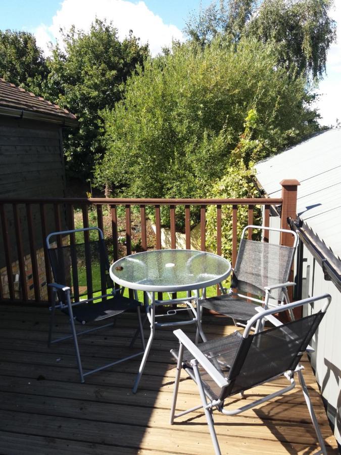 Watercress Barns Apartamento Sittingbourne Exterior foto