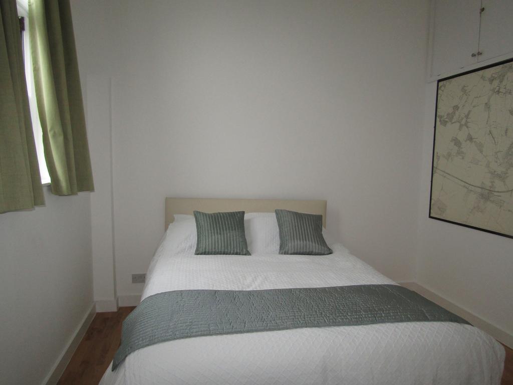 Watercress Barns Apartamento Sittingbourne Exterior foto