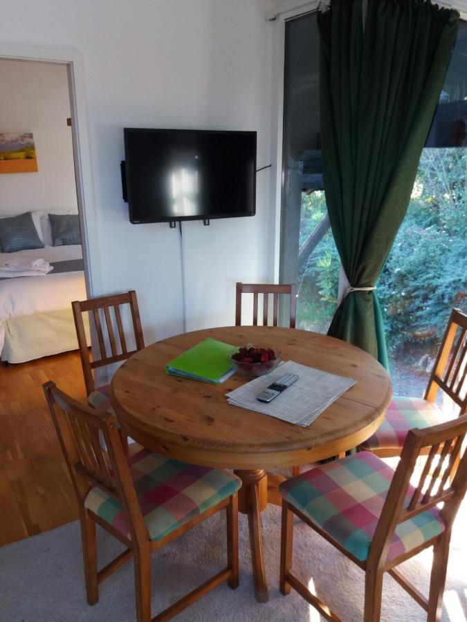 Watercress Barns Apartamento Sittingbourne Exterior foto